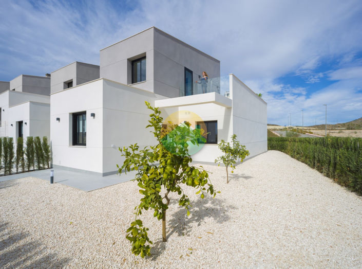 Image No.19-2 Bed Semi-Detached for sale