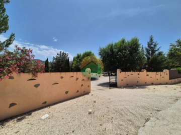 cala04-685abca51b3df