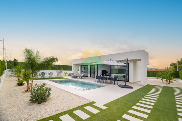 Image No.2-3 Bed Villa for sale