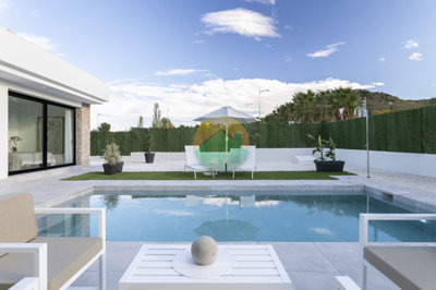 vega-hills-esencia-686b9a8d00a90