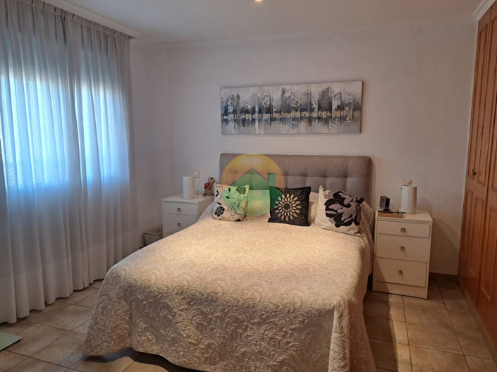 Image No.18-3 Bed Apartment for sale