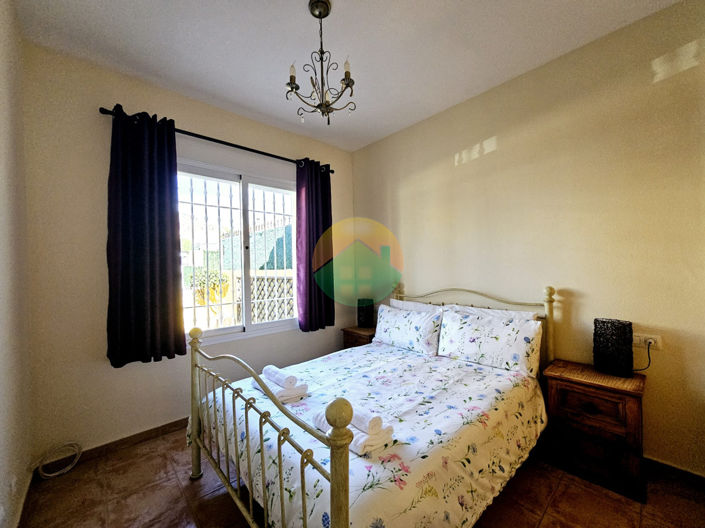 Image No.18-2 Bed Semi-Detached for sale