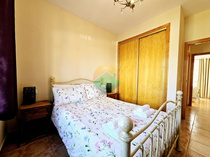 Image No.19-2 Bed Semi-Detached for sale