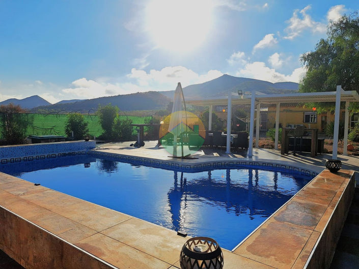 Image No.25-3 Bed Townhouse for sale