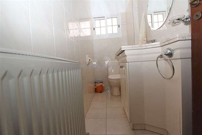 Image No.27-5 Bed Villa / Detached for sale