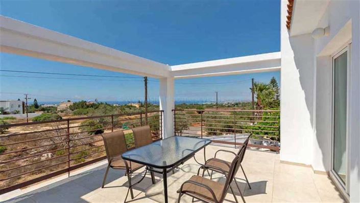 Image No.21-4 Bed Villa / Detached for sale