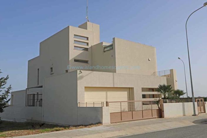 Image No.34-7 Bed Villa / Detached for sale