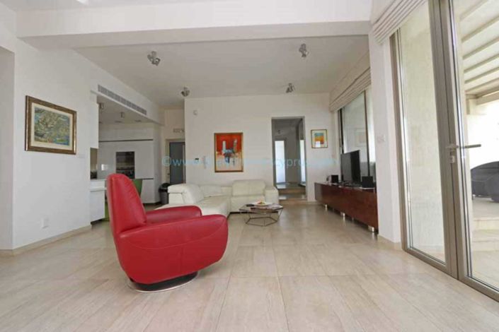 Image No.7-7 Bed Villa / Detached for sale