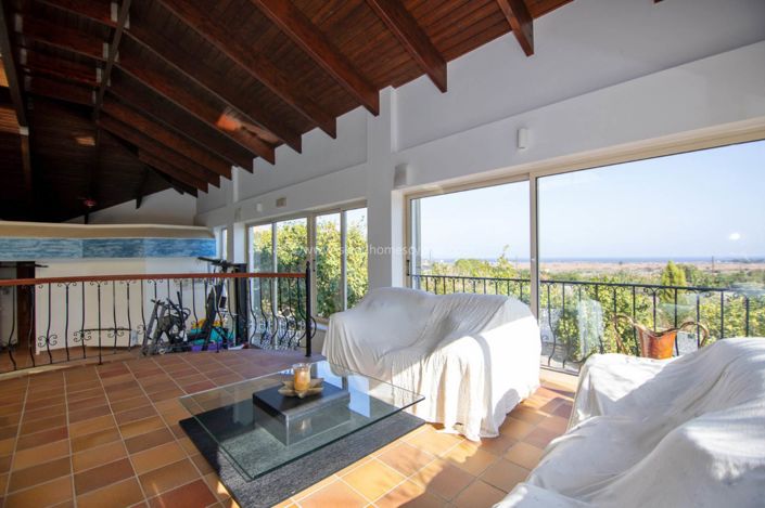 Image No.15-Villa / Détaché de 5 chambres à vendre à Deryneia