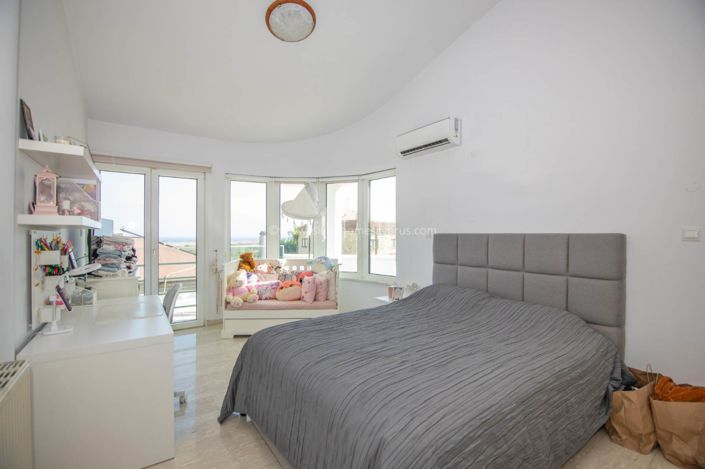 Image No.18-Villa / Détaché de 5 chambres à vendre à Deryneia