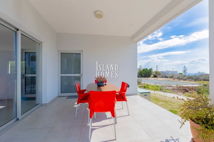 Image No.8-5 Bed Villa / Detached for sale