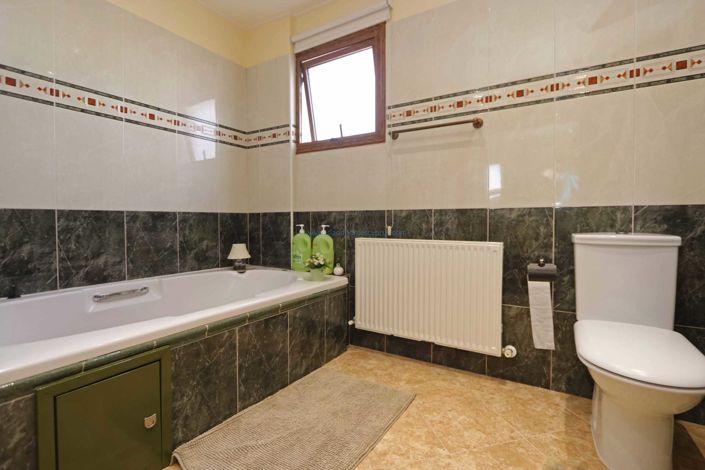 Image No.19-Villa / Détaché de 4 chambres à vendre à Paralimni