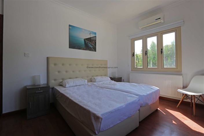 Image No.28-Villa / Détaché de 6 chambres à vendre à Paralimni