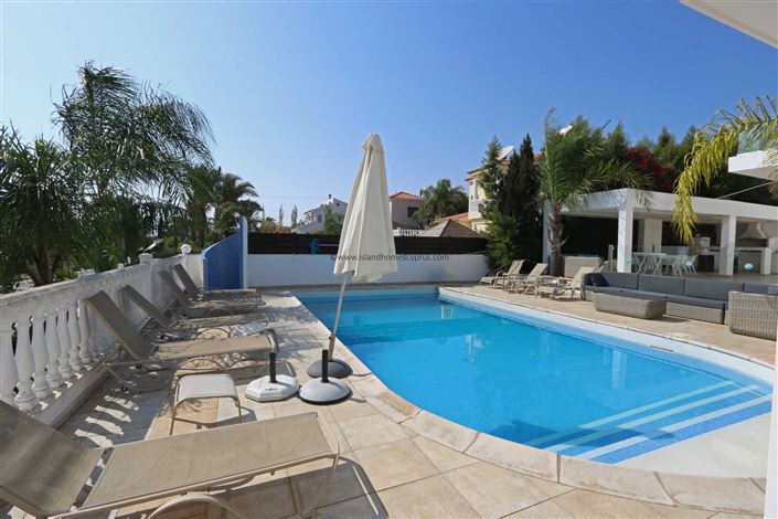 Image No.32-Villa / Détaché de 6 chambres à vendre à Paralimni