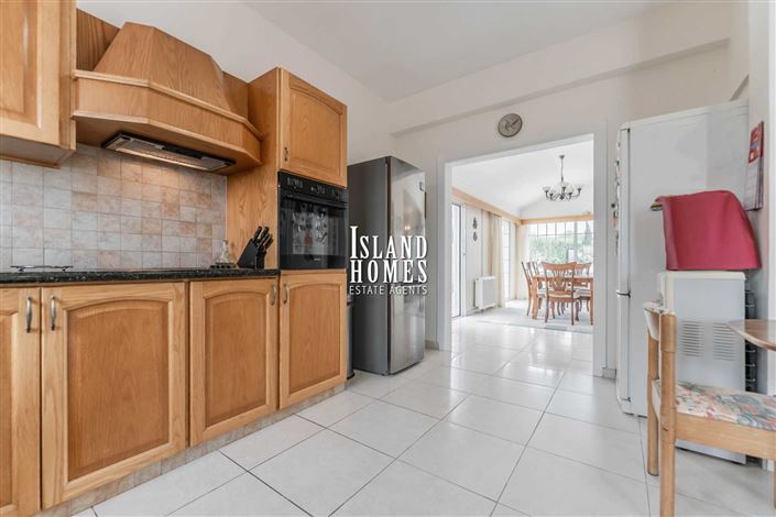 Image No.19-4 Bed Villa / Detached for sale