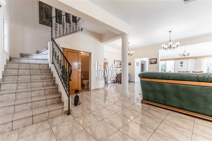 Image No.21-4 Bed Villa / Detached for sale