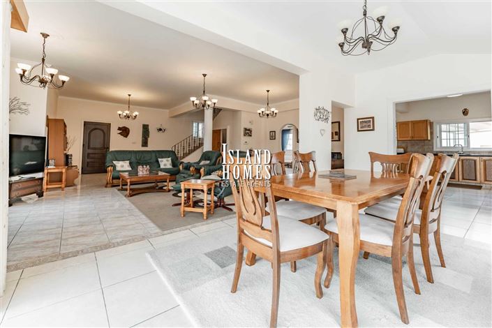 Image No.7-4 Bed Villa / Detached for sale