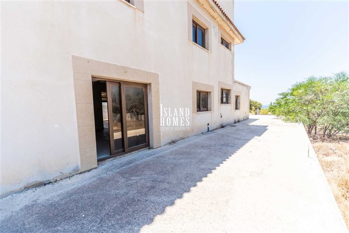 Image No.37-Villa / Détaché de 4 chambres à vendre à Paralimni