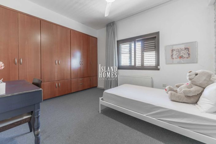 Image No.28-Villa / Détaché de 6 chambres à vendre à Deryneia