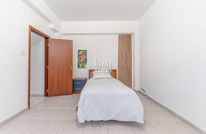 Image No.35-Villa / Détaché de 6 chambres à vendre à Deryneia