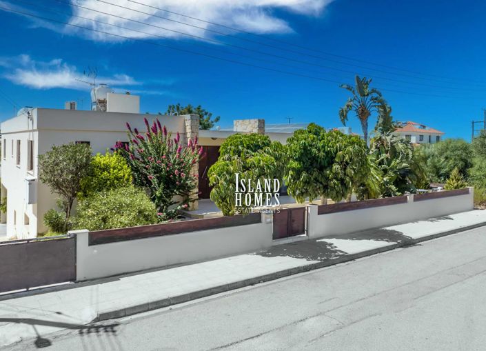 Image No.5-Villa / Détaché de 6 chambres à vendre à Deryneia