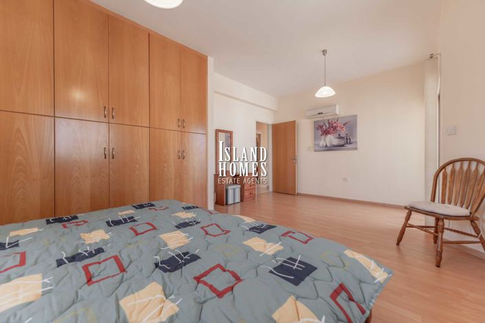 Image No.19-4 Bed Villa / Detached for sale