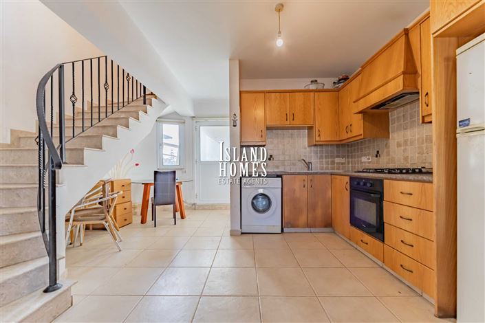 Image No.4-3 Bed Townhouse for sale