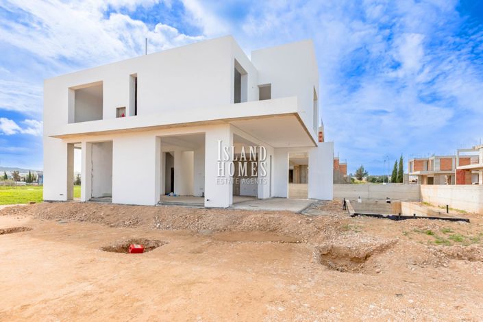 Image No.10-3 Bed Villa / Detached for sale