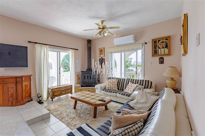 Image No.3-4 Bed Bungalow for sale