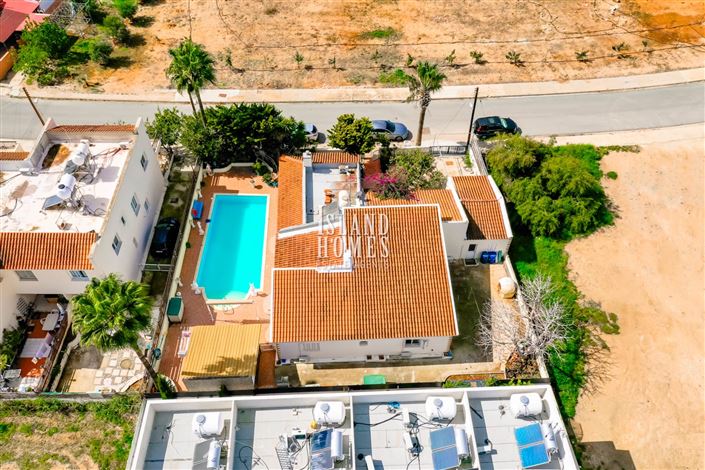 Image No.8-4 Bed Bungalow for sale