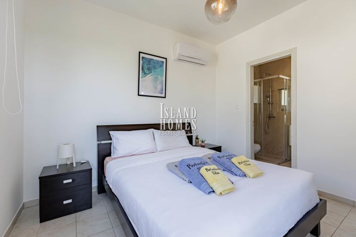 Image No.19-3 Bed Villa / Detached for sale