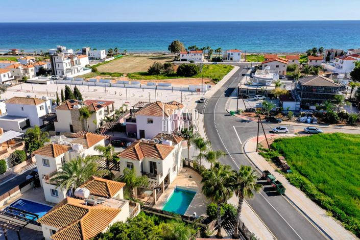 Image No.3-3 Bed Villa / Detached for sale