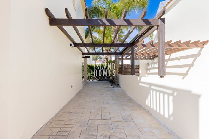 Image No.28-3 Bed Villa / Detached for sale