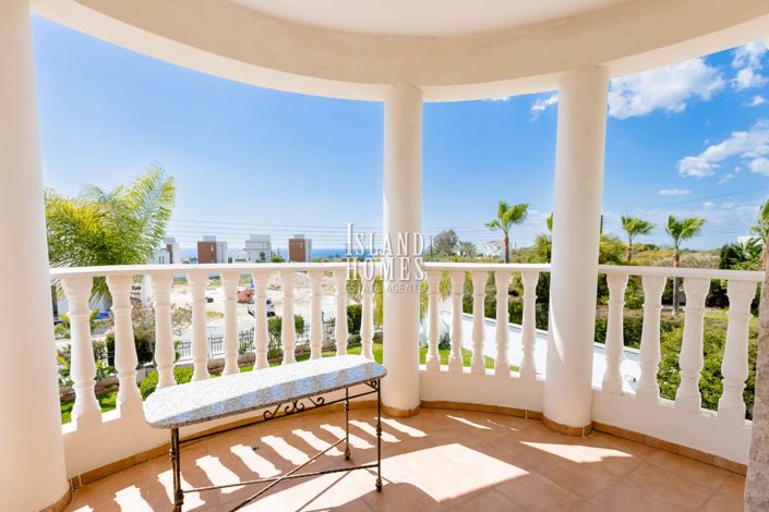 Image No.23-5 Bed Villa / Detached for sale