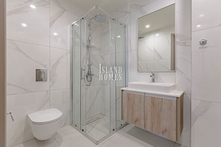 Image No.12-2 Bed Apartment for sale