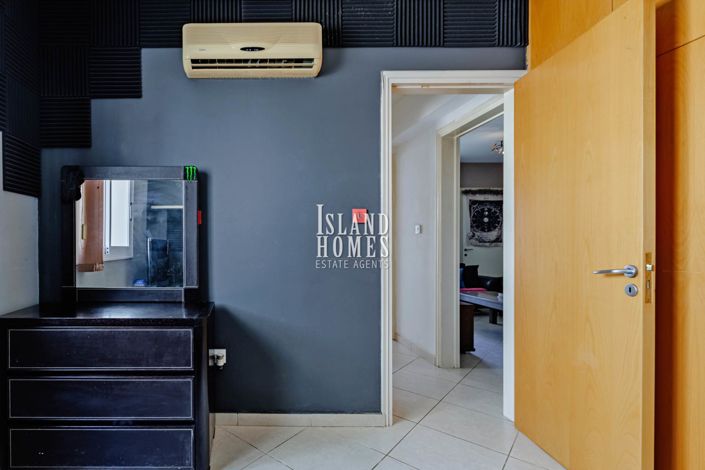 Image No.12-2 Bed Apartment for sale