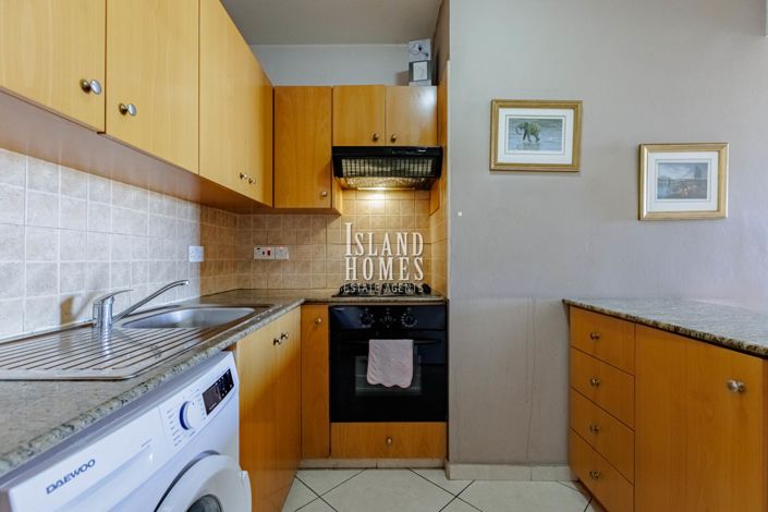 Image No.5-2 Bed Apartment for sale