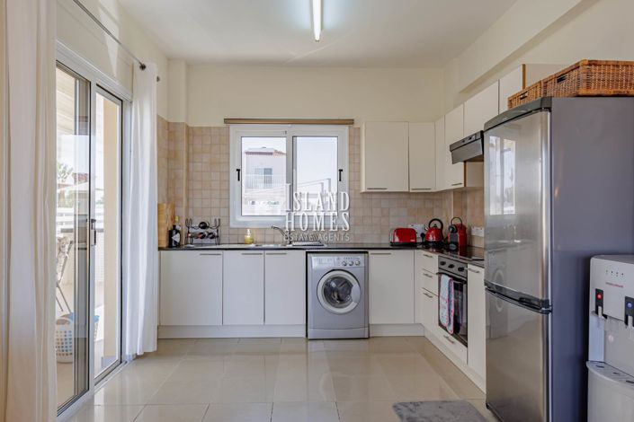 Image No.12-3 Bed Villa / Detached for sale