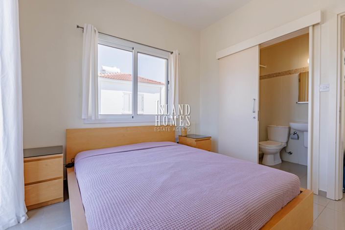 Image No.16-3 Bed Villa / Detached for sale