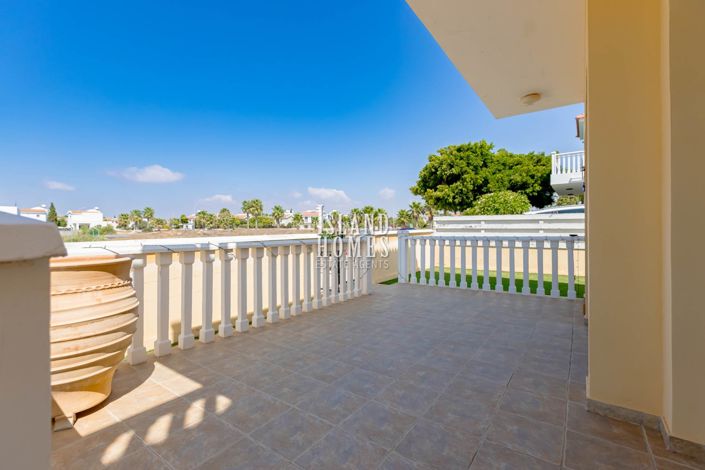 Image No.28-3 Bed Villa / Detached for sale