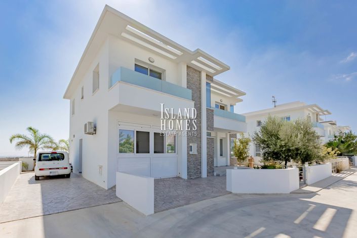 Image No.26-Villa / Détaché de 4 chambres à vendre à Paralimni