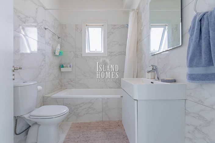 Image No.27-Villa / Détaché de 4 chambres à vendre à Paralimni