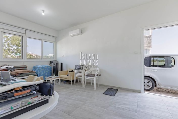 Image No.33-Villa / Détaché de 4 chambres à vendre à Paralimni