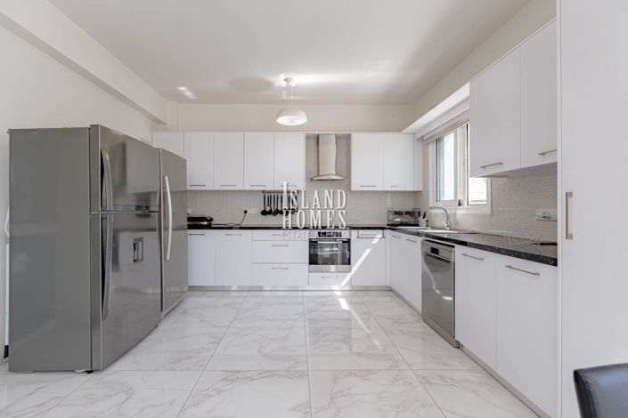 Image No.5-Villa / Détaché de 4 chambres à vendre à Paralimni