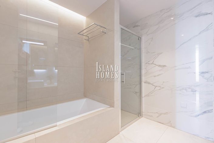 Image No.26-2 Bed Apartment for sale