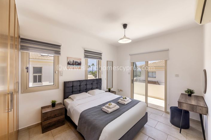 Image No.25-3 Bed Villa / Detached for sale