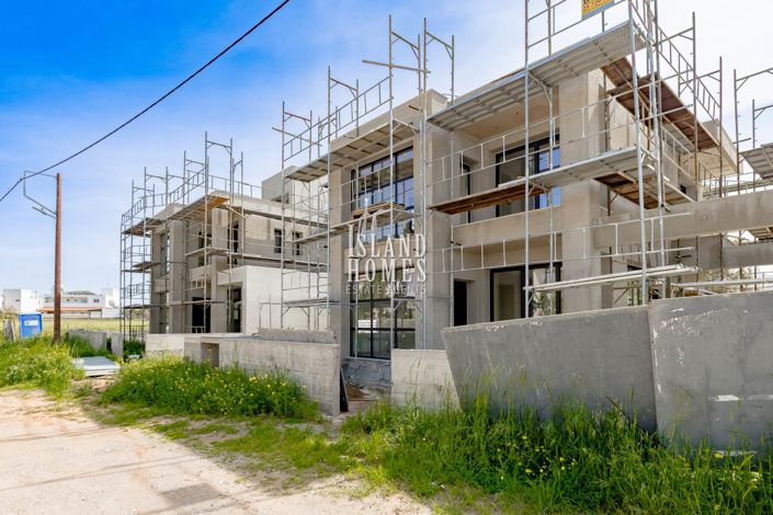 Image No.2-3 Bed Villa / Detached for sale