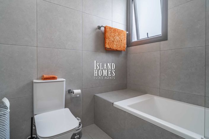 Image No.26-3 Bed Bungalow for sale