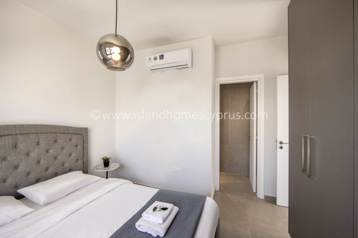 Image No.16-3 Bed Villa / Detached for sale