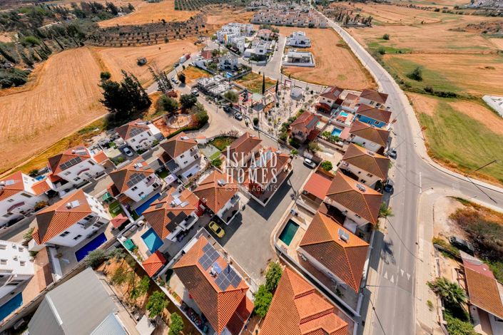 Image No.30-Villa / Détaché de 3 chambres à vendre à Vrysoules